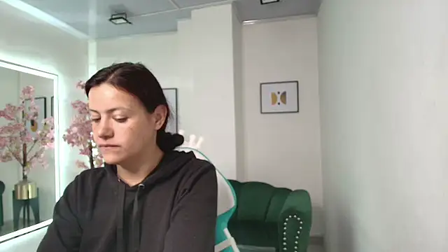 Snapshot of Arianna_sweeet chatting on January 11, 4:17 am Arianna sweeet online show from January 11, 4:17 am