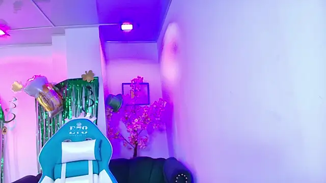 Snapshot of Arianna_sweeet chatting on March 21, 3:44 am Arianna sweeet online show from March 21, 3:44 am