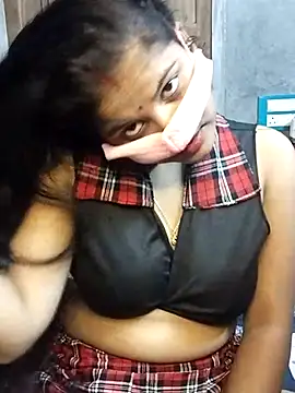 Snapshot of nikitacute23 chatting on February 23, 9:55 am nikitacute23 online show from February 23, 9:55 am