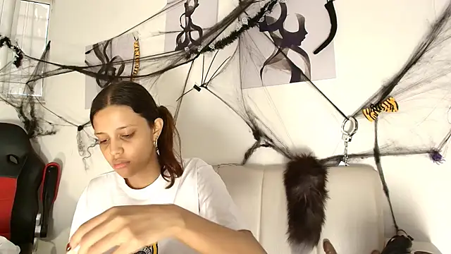 Snapshot of nicole_lara chatting on October 24, 8:27 pm nicole lara online show from October 24, 8:27 pm