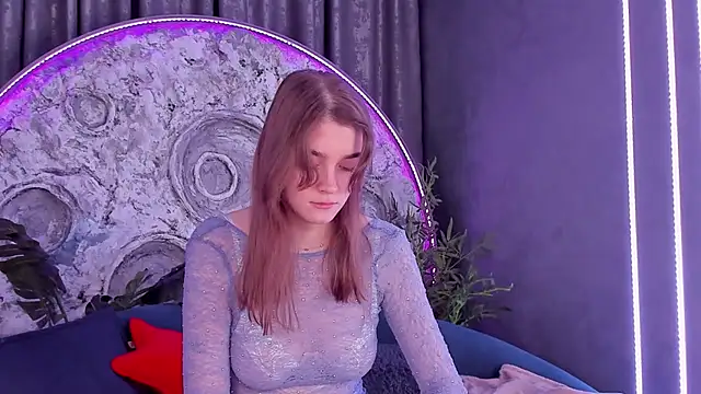 Snapshot of VITA_TESS chatting on February 3, 6:02 am VITA TESS online show from February 3, 6:02 am