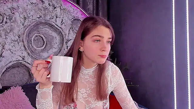 Snapshot of VITA_TESS chatting on March 13, 5:54 am VITA TESS online show from March 13, 5:54 am