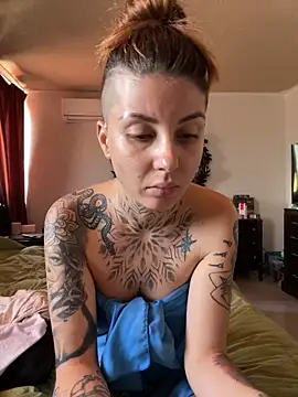 Izy cute  online show from February 17, 5:41 pm