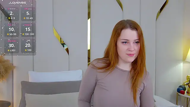 EllieGarson online show from November 17, 5:08 pm