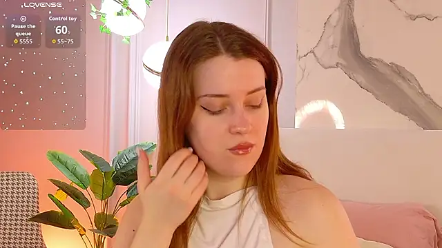 EllieGarson online show from February 9, 5:06 pm