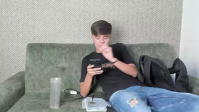 Snapshot of jhoseth_sexxx18 chatting on March 13, 6:56 pm jhoseth sexxx18 online show from March 13, 6:56 pm