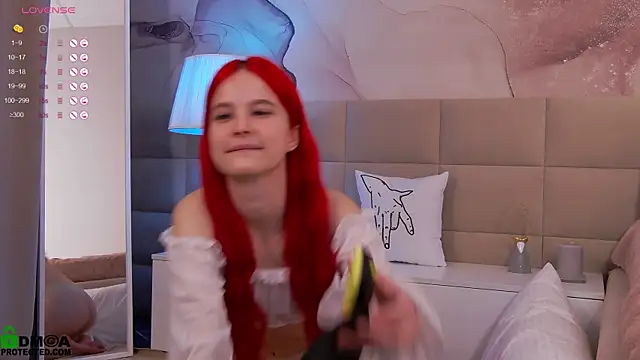 Rina Red online show from January 8, 4:44 am