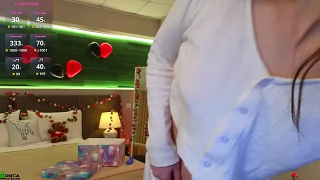 Rina Red online show from February 15, 1:35 am