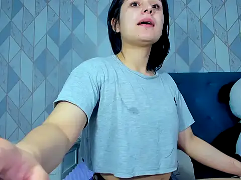 Hinataliones26 online show from January 13, 1:49 pm