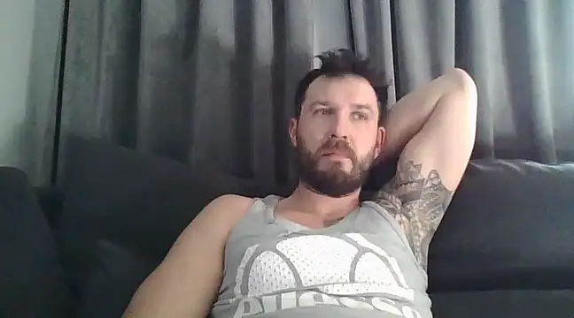 Snapshot of realdilf chatting on March 8, 12:41 pm realdilf online show from March 8, 12:41 pm