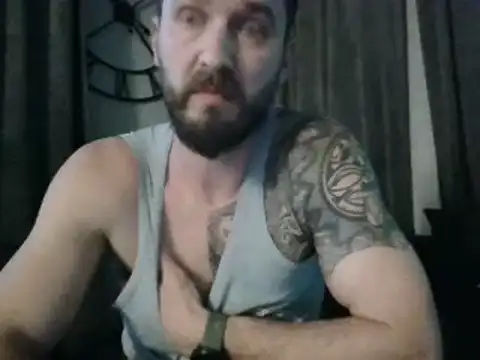 Snapshot of realdilf chatting on March 8, 4:17 pm realdilf online show from March 8, 4:17 pm