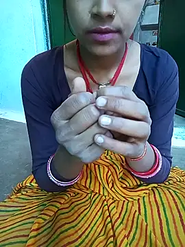 Snapshot of Amaya_Bajwa chatting on February 24, 3:31 pm Amaya Bajwa online show from February 24, 3:31 pm