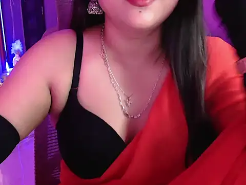 Snapshot of Mitikaa chatting on September 26, 2:10 pm Mitikaa online show from September 26, 2:10 pm