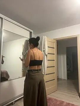 Snapshot of NNNoire chatting on September 27, 9:58 am NNNoire online show from September 27, 9:58 am