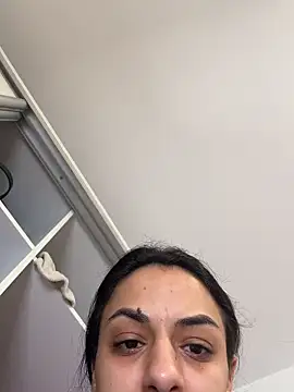 NNNoire online show from January 6, 6:50 am