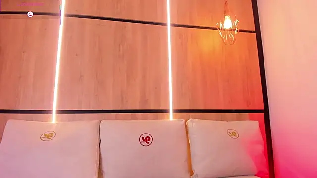 ashlyn parker online show from September 19, 8:09 pm