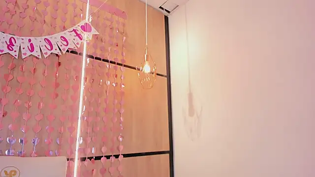 ashlyn parker online show from February 14, 7:54 pm