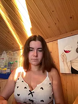 mewKate online show from September 20, 3:57 pm