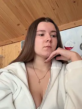 mewKate online show from February 6, 11:02 am