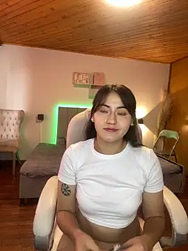 Camila pinkk online show from January 8, 1:20 pm