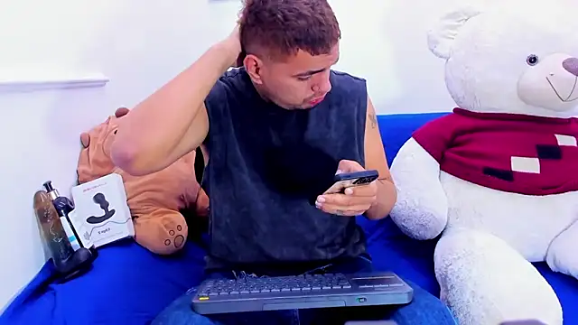 EnriquevillaF online show from March 14, 1:13 pm