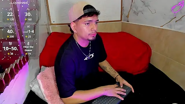 EnriquevillaF online show from October 2, 12:23 pm