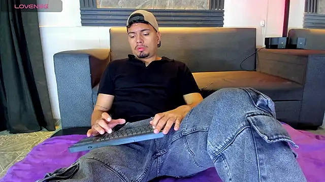 EnriquevillaF online show from October 12, 12:59 pm