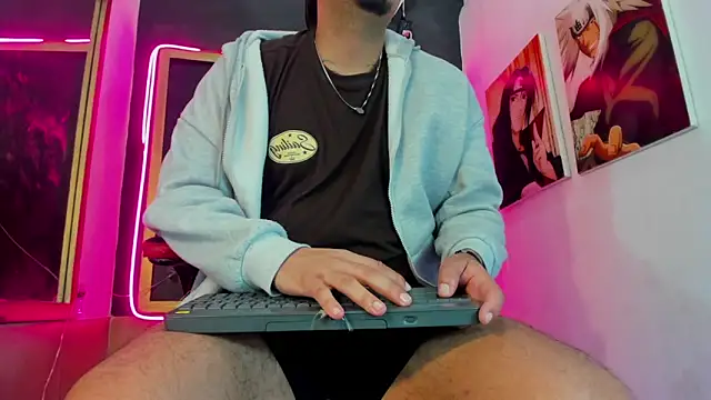 EnriquevillaF online show from October 13, 11:43 am