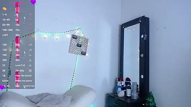 Yorkeidys1 online show from November 20, 2:45 am