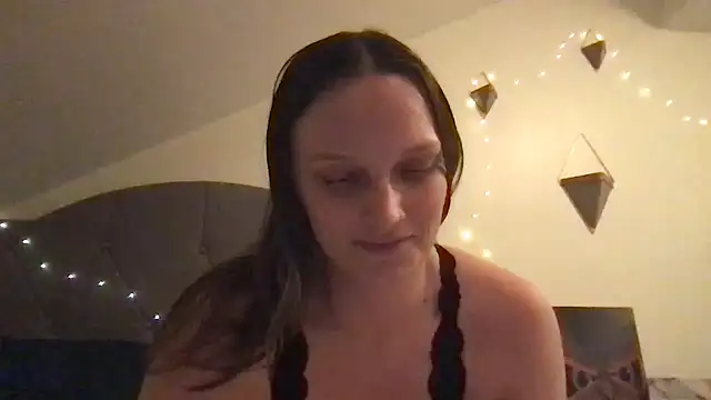 justpeachybaby online show from February 3, 4:57 am