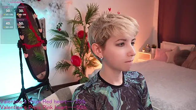 Aurora First online show from February 14, 4:31 pm