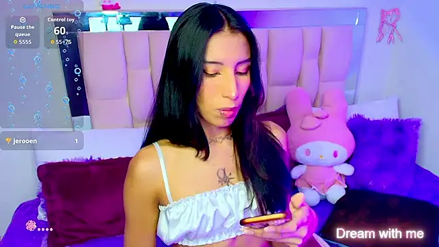 Snapshot of Silver_Rosex chatting on February 16, 1:35 am Silver Rosex online show from February 16, 1:35 am