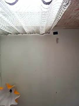 Snapshot of Lauren_Amabel chatting on December 20, 8:54 am Lauren Amabel online show from December 20, 8:54 am