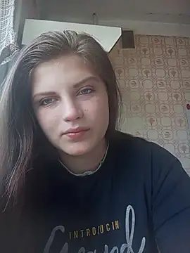 Snapshot of Lauren_Amabel chatting on April 1, 9:10 am Lauren Amabel online show from April 1, 9:10 am