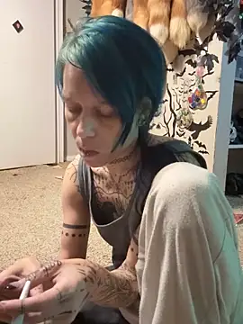 trashbrat online show from November 10, 1:48 am