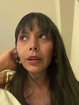 milimelmiel online show from January 12, 5:03 am