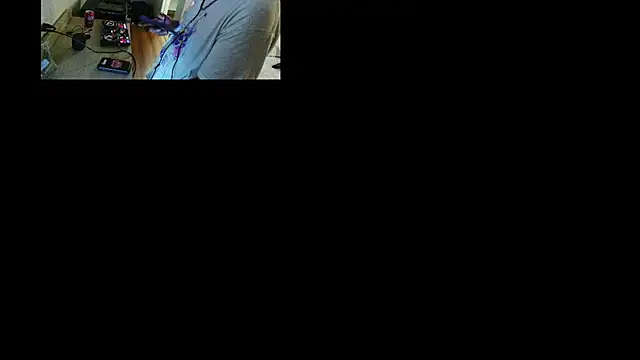 Snapshot of justthetip4209 chatting on March 4, 3:26 pm justthetip4209 online show from March 4, 3:26 pm