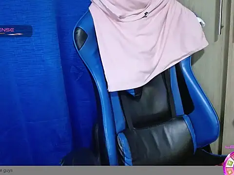 Danielagomez33 online show from March 28, 12:43 am