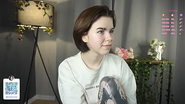 OdiliaHartnell online show from March 11, 1:56 pm