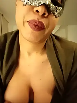 Snapshot of h4cDesy chatting on January 26, 6:16 pm h4cDesy online show from January 26, 6:16 pm