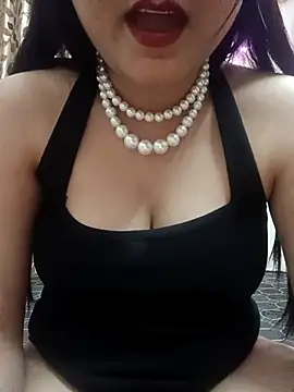 Snapshot of karishma_kappur chatting on February 12, 4:44 pm karishma kappur online show from February 12, 4:44 pm