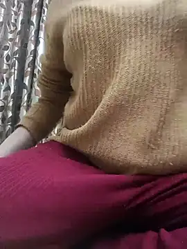 Snapshot of karishma_kappur chatting on February 24, 3:53 pm karishma kappur online show from February 24, 3:53 pm