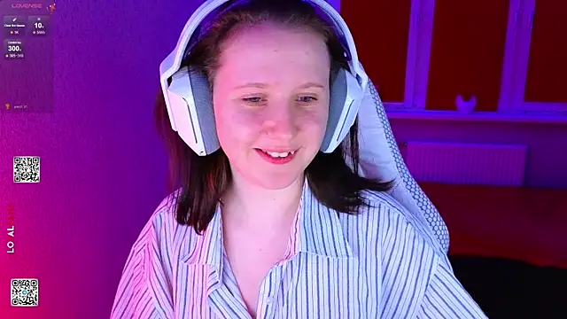 Snapshot of mon_lola chatting on February 28, 7:37 pm mon lola online show from February 28, 7:37 pm