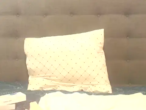 Devinexboobs2 online show from February 8, 6:33 am