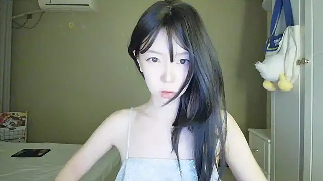 Snapshot of Ciri-CC chatting on June 19, 2:54 pm Ciri-CC online show from June 19, 2:54 pm
