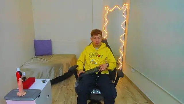 Axel tay online show from October 25, 3:36 am