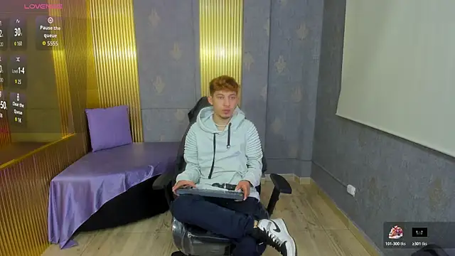 Axel tay online show from October 30, 3:52 am