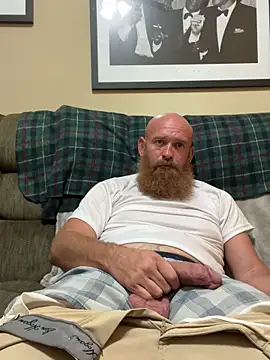 32XRedBeard online show from May 4, 1:01 am