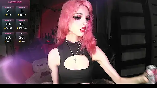 Ink  pleasure online show from October 18, 11:16 pm