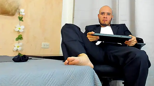jacob lewitt online show from January 25, 10:28 pm